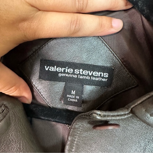 Valerie Stevens Dark Brown Lamb Leather Button Jacket Size Medium - Picture 3 of 4